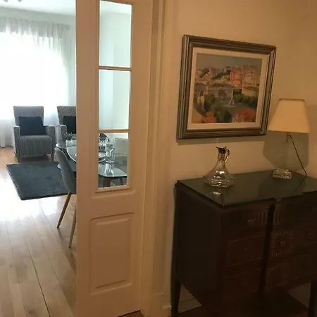 Luxury T2 - Saldanha Apartment